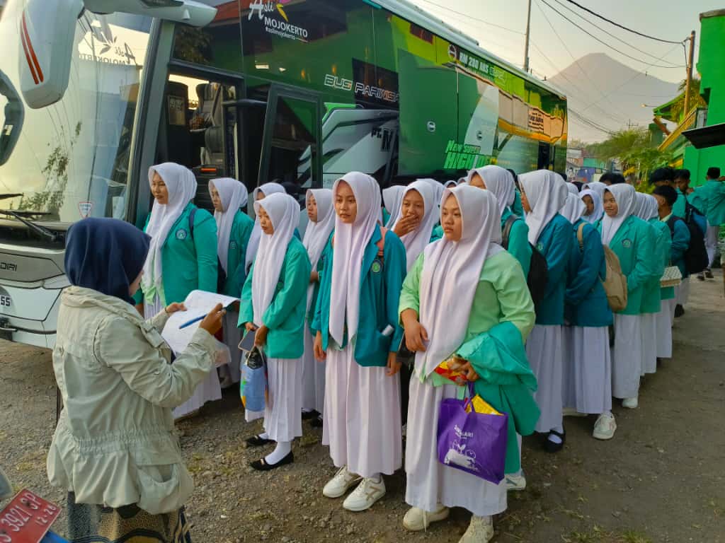 WhatsApp Image 2025-10-06 at 06.13.23